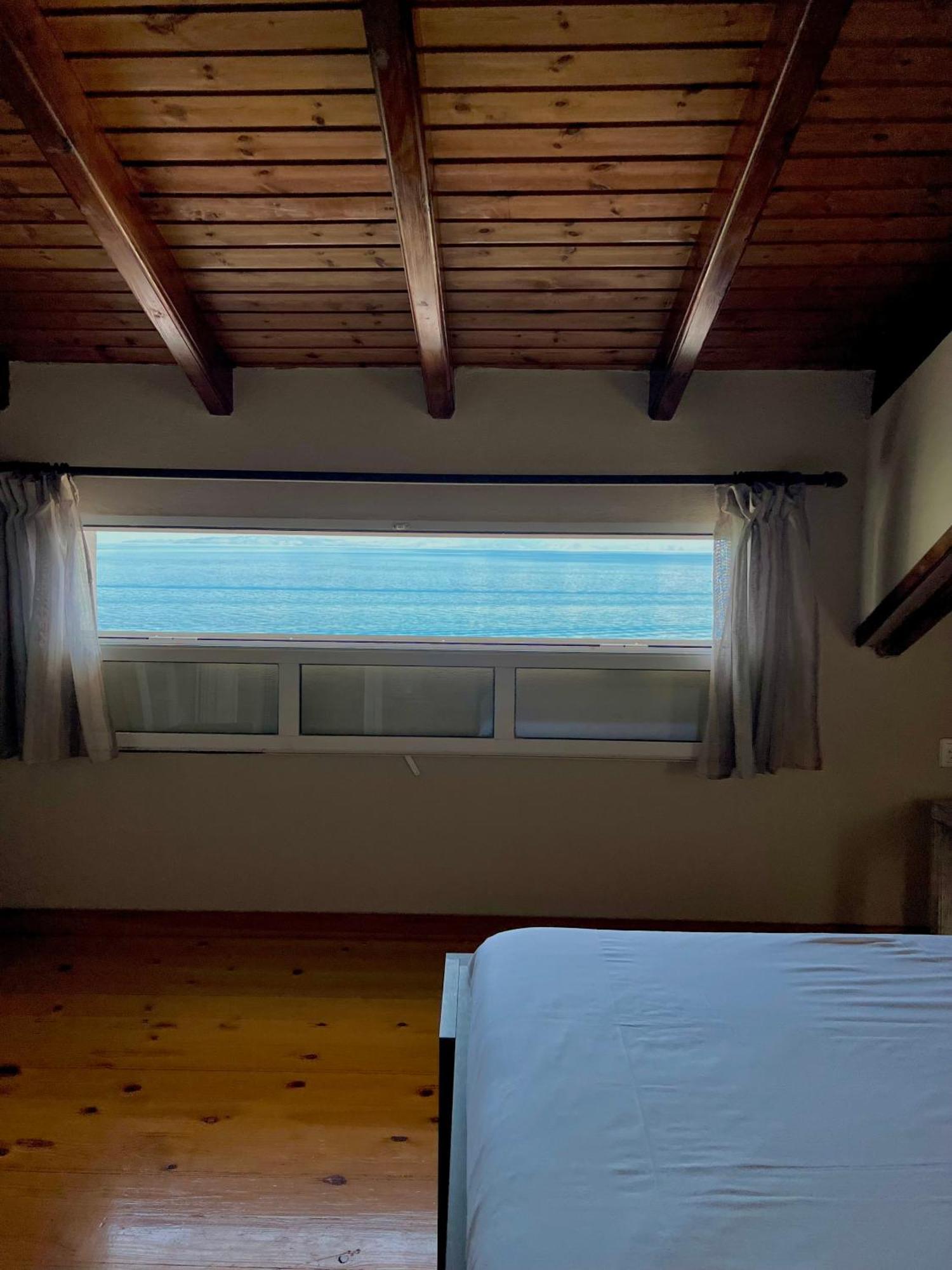 Kohyli Beachfront House Case de vacanță Agia Pelagia Chlomou