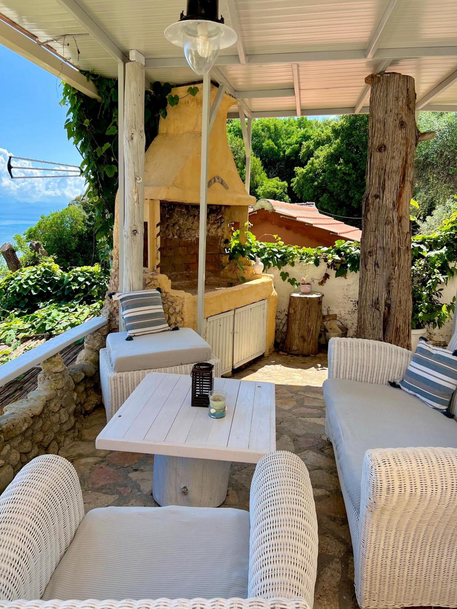 Case de vacanță Kohyli Beachfront House *