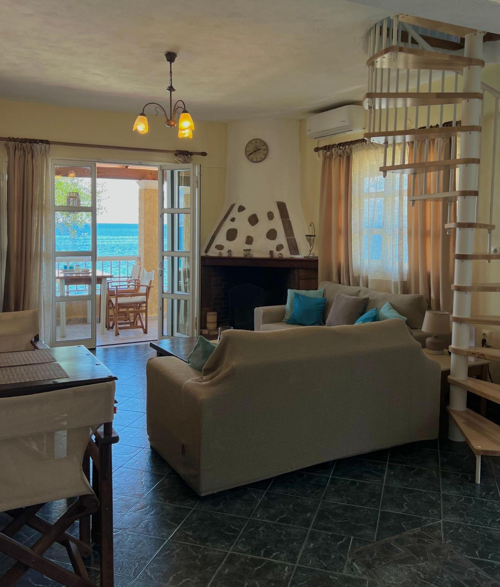 Kohyli Beachfront House Holiday home
